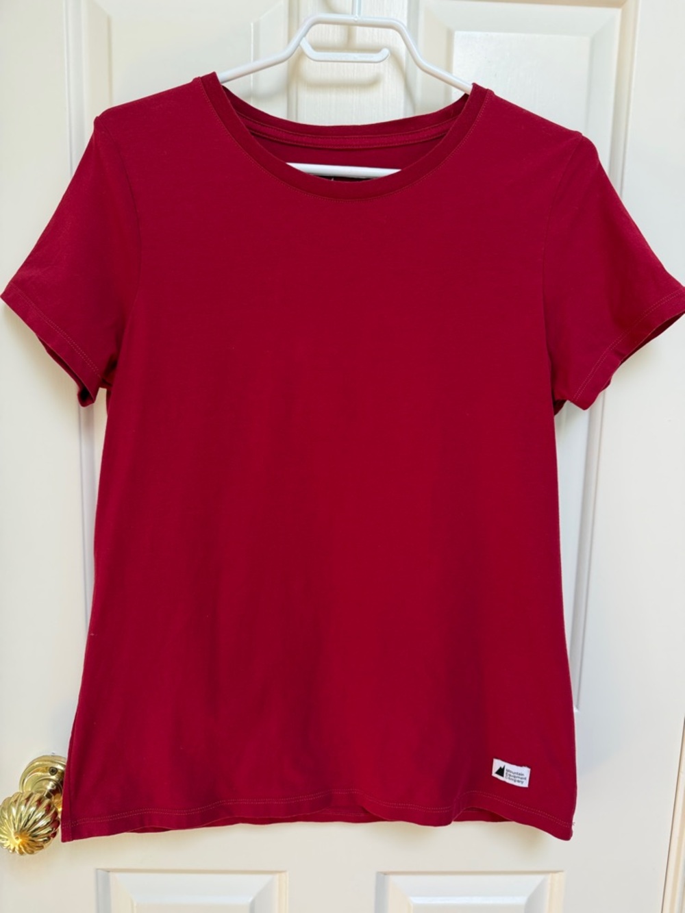 MEC Women's sz L Organic cotton/spandex red tee tshirt deep red - Canada Day?